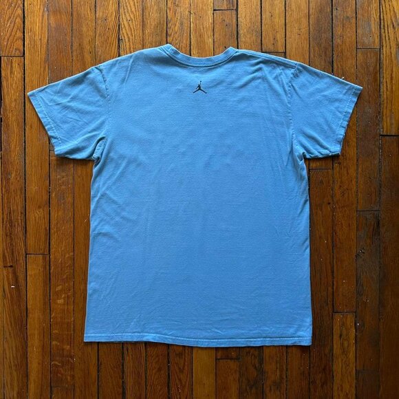 Vintage Y2K 2008 Jordan Nike History Shoe Family‎ Tree T Shirt Men Large Blue - Picture 6 of 8